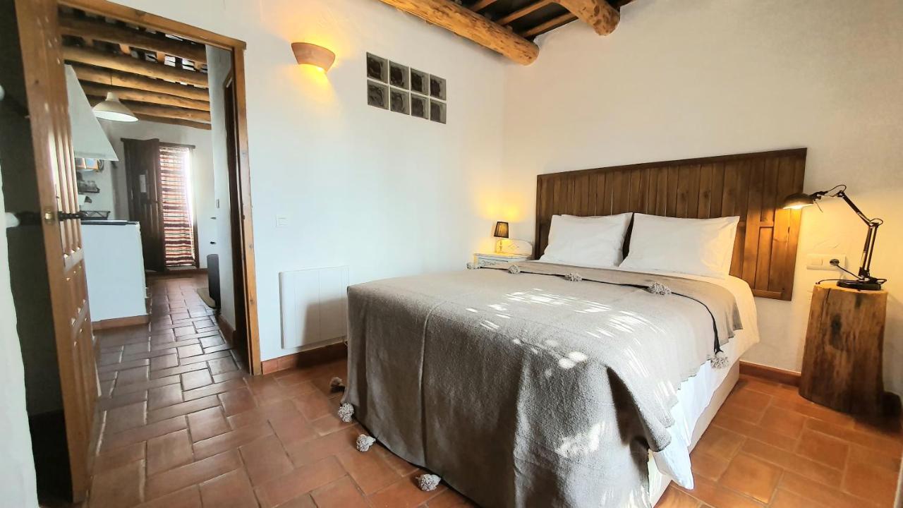 La Placeta Guesthouse Pórtugos Buitenkant foto
